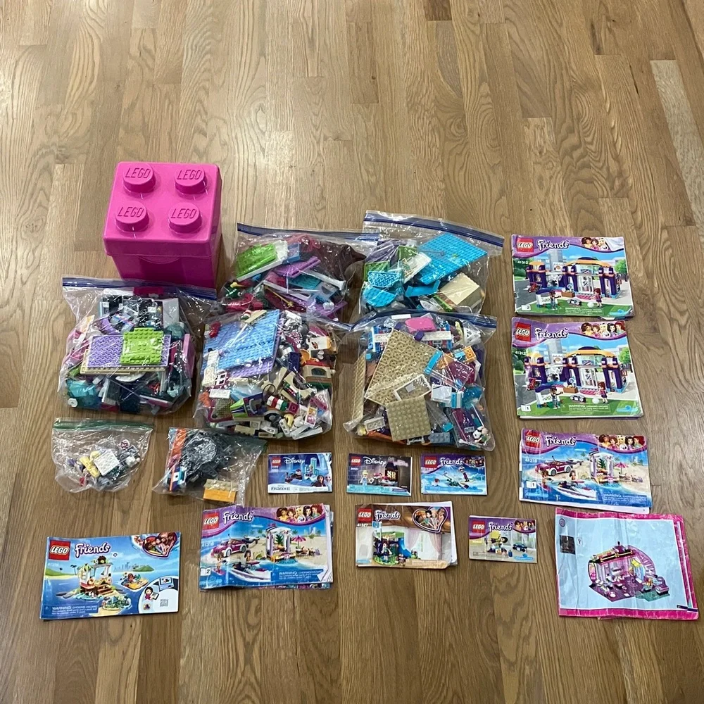 Lego Friends Lot & Other Legos - 8 Pounds of Lego